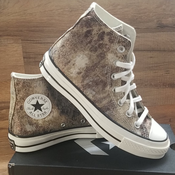 Converse high top BRAND New - Picture 6 of 16